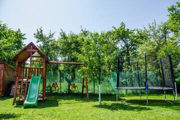 Фотографии Гостевой дом House Garden г. Турда (Румыния) №5 Фото Гостевой дом House Garden г. Турда 5
