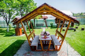 Фотографии Гостевой дом House Garden г. Турда (Румыния) №3 Фото Гостевой дом House Garden г. Турда 3