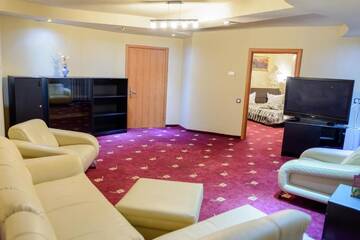 Фото номера Апартаменты с 1 спальней Отель Hotel Sun Garden г. Турда 7