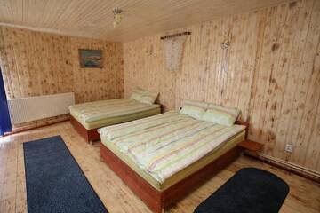 Фото номера Номер с 2 кроватями размера &quot;king-size&quot; Гостевой дом Casa Tudor г. Турда 8