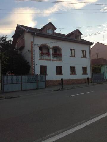 Фотографии Хостелы Helga House г. Турда (Румыния) №3 Фото Хостелы Helga House г. Турда 3