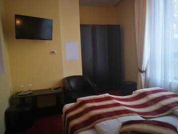Фото номера Suite Business Junior Отель Salis Hotel &amp; Medical Spa г. Турда 5