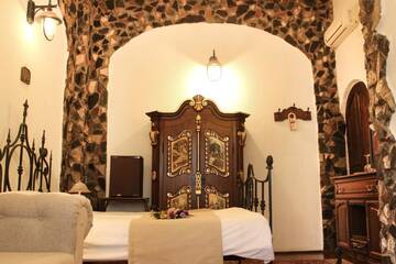 Фото номера Стандартный двухместный номер с 1 кроватью Отель Hunter Prince Castle &amp; Dracula Hotel г. Турда 8